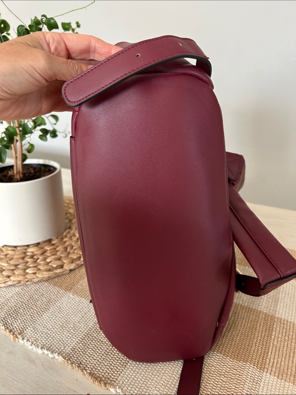 Poppy & Peonies Commuter Backpack in Berry EUC - Picture 6 of 7